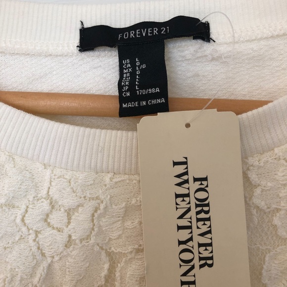 Forever 21 lace sweatshirt - Picture 2 of 3